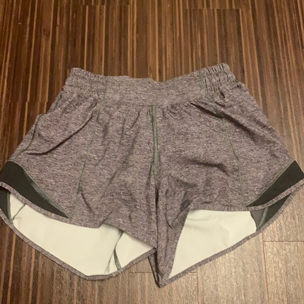 Lululemon Short Size 4 - 5 inch length